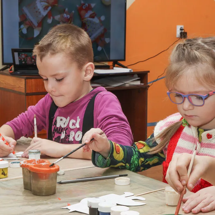 "Веселая кисточка"