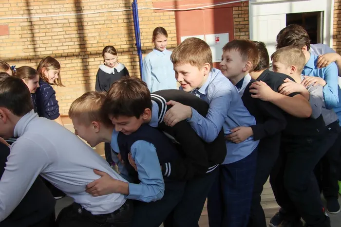 kFxeVY0sMzhkMVJ-PzvdOzhVR1SpO9N7-Vi8ozQf8E_mZoOIoHW1XovOUZXWglTMGvk3OVsPna2DOvmRcnJFkJXx