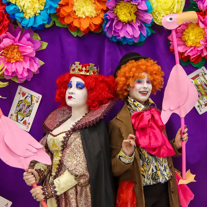 Игровая программа "Зазеркалье"