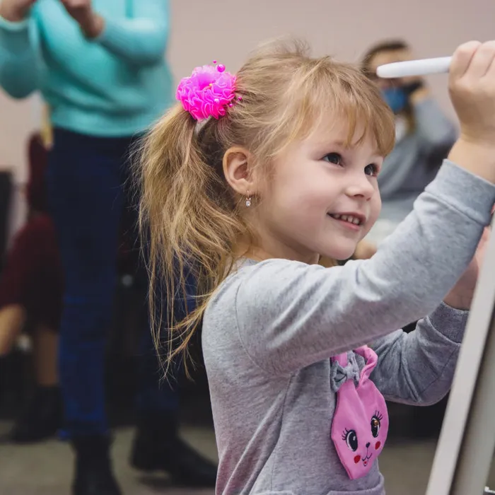 "Пусть всегда будет мама"