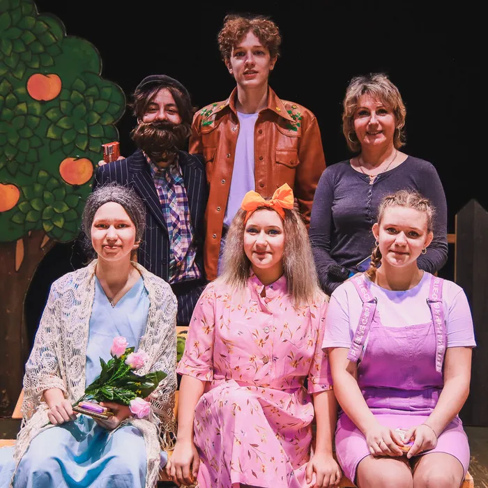 "Любви все возрасты покорны"