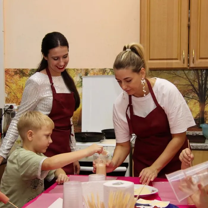 “День Рождения Сосиски”