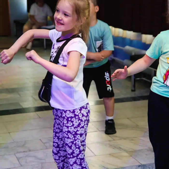 Игровая программа «Потанцуй со мной» 